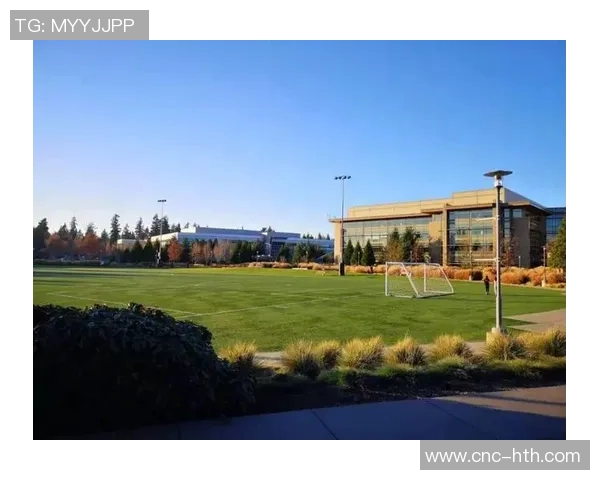 西雅图大学轻松战胜对手淡厚然表现出色吕俊锡贡献稳定数据